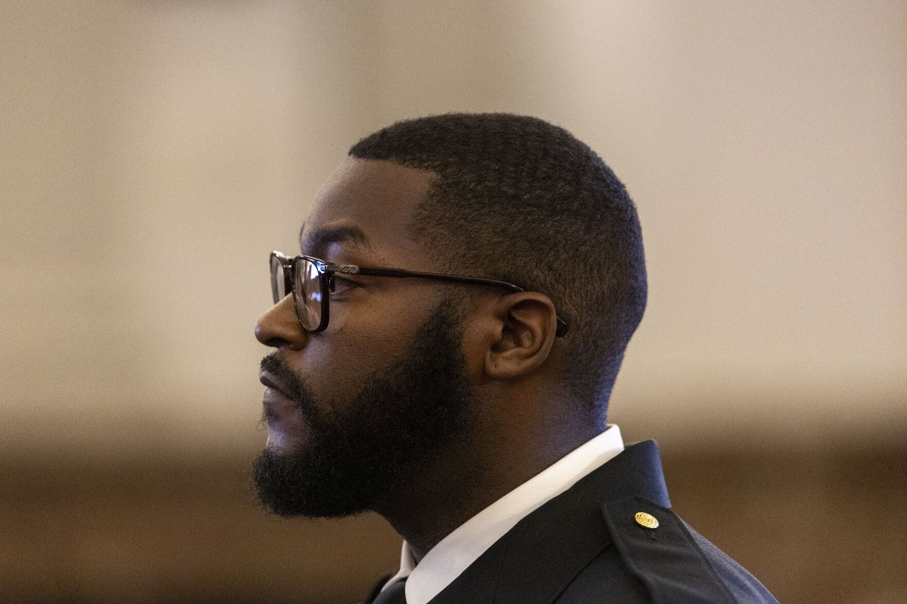 Sheriff Alfred Montgomery speaks to City Aldermen